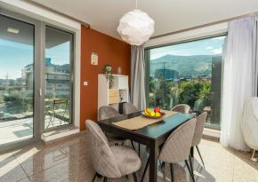 Vertigo Huge Apartment 2 Bedrooms Balcony Parking